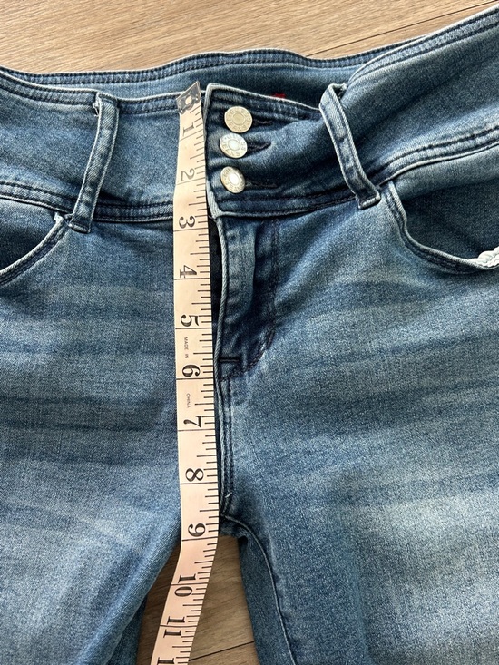 Guess midrise sexy curvy Jeans - Picture 6 of 9